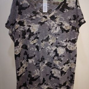 Camo style flowy top